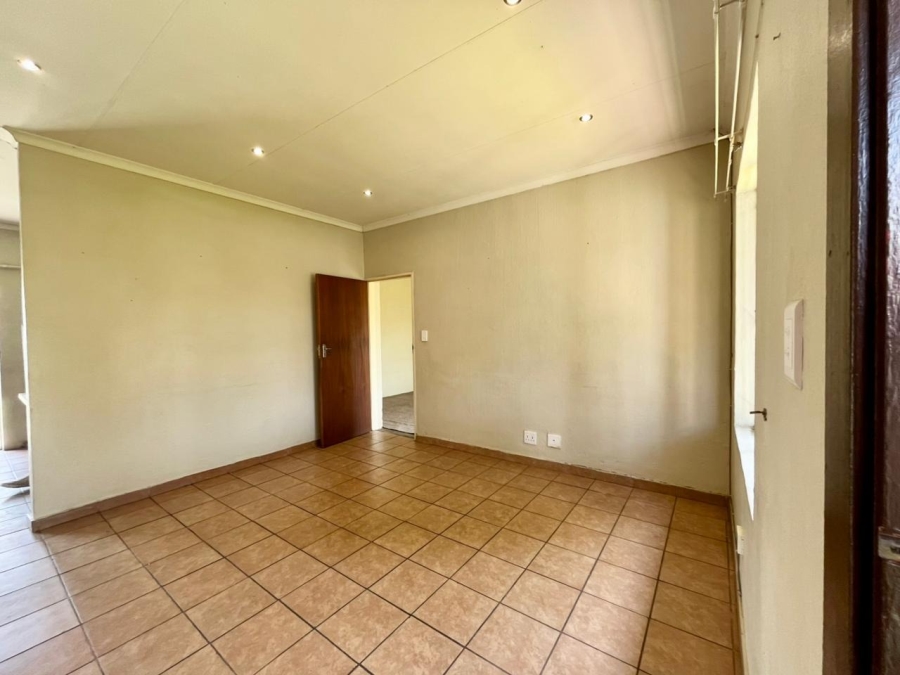 To Let 4 Bedroom Property for Rent in Waterval East North West